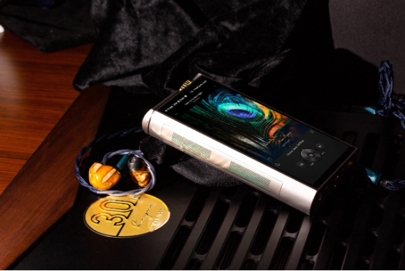 凯音音频品牌庆30周年：N30LE播放器搭配Amber Pearl耳机套装震撼音频界