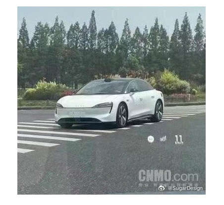 华为智选车业务发布：首款全电动轿车亮相，创造全新驾驶体验