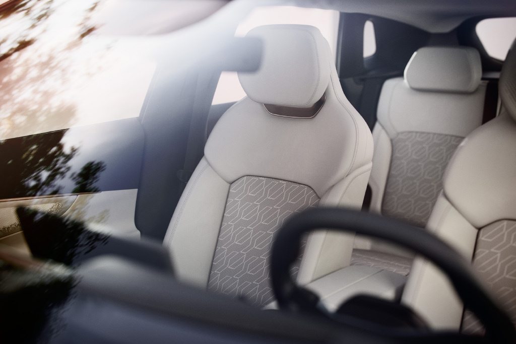 领克 08 预售将于8月8日启动,推出1008辆限量版车型