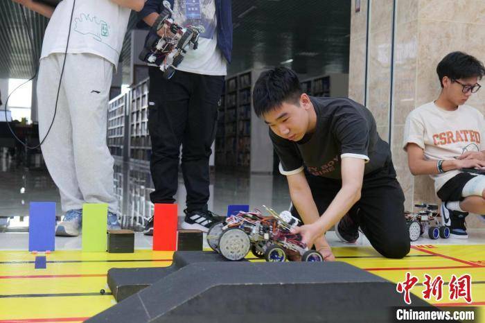 第五届国际青年人工智能大赛(远东赛区)在黑河举行