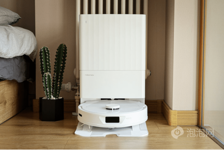 从小众单品到家庭必备，石头自动清洁扫拖机器人令你无法舍弃