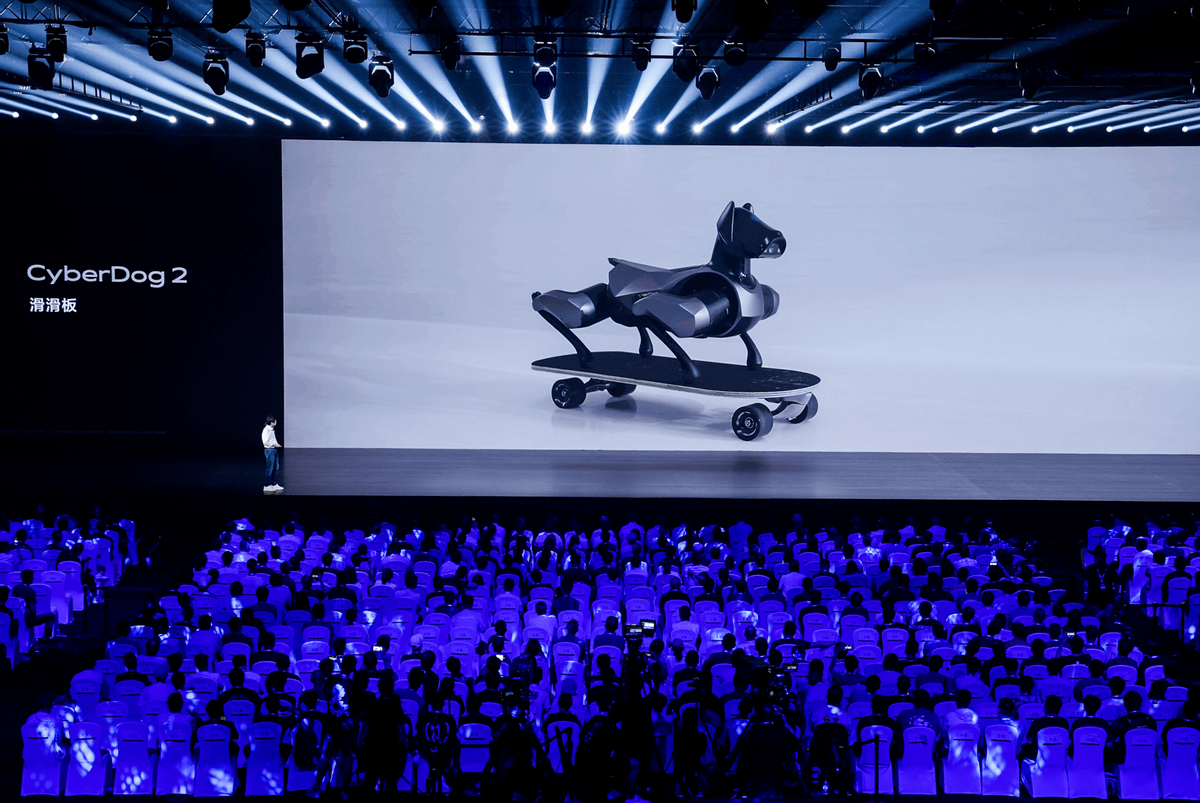 令人难以置信的小米仿生机器狗二代：深度剖析其超乎寻常的机械智能