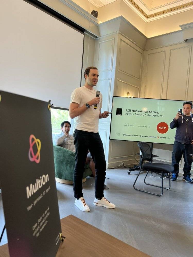 OpenAI大神Karpathy最新分享：为什么OpenAI内部对AI Agents最感兴趣