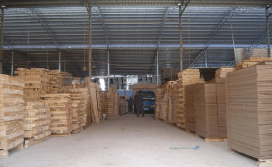 机器人+家具产业怎么做？这家企业创新开拓“共享工厂”模式