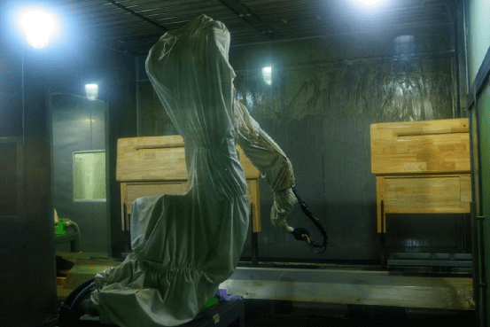 机器人+家具产业怎么做？这家企业创新开拓“共享工厂”模式