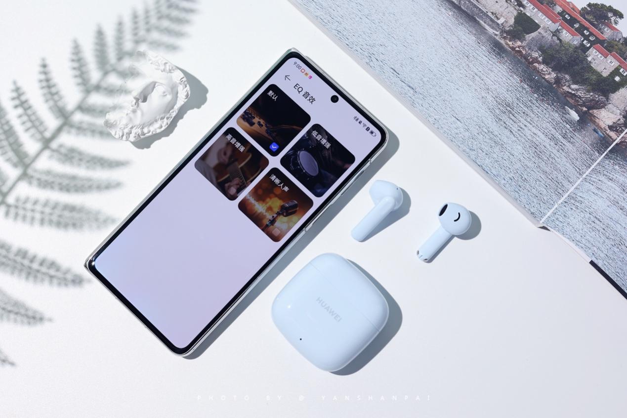 华为 FreeBuds SE 2 海岛蓝新色发布：提供超长续航和舒适佩戴的领先体验