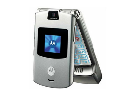 摩托罗拉刀锋与三星Galaxy Z Flip 5：时尚复兴的惊艳登场