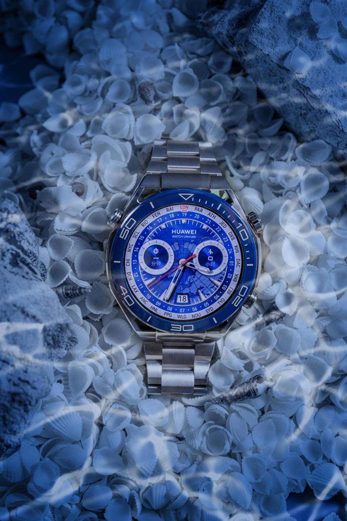 温馨关怀:七夕送礼选华为手表,健康呵护一生挚爱