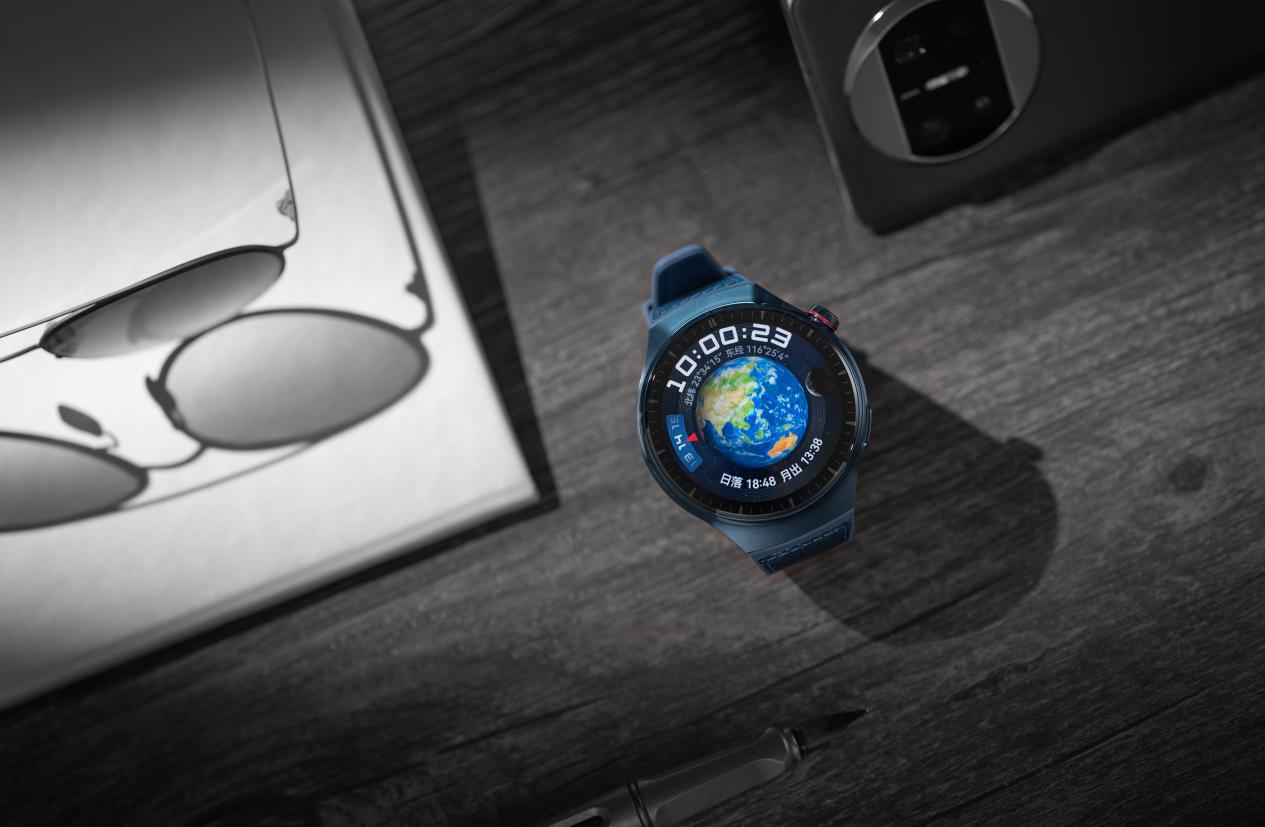 温馨关怀：七夕送礼选华为手表，健康呵护一生挚爱