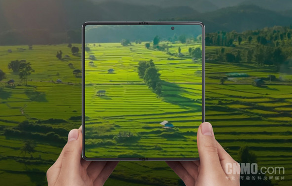 荣耀或将推出Magic V2折叠屏手机 更轻薄可期