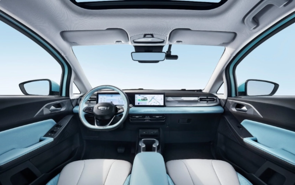 吉利几何E萤火虫8月上演升级版纯电驱动，续航再创新高