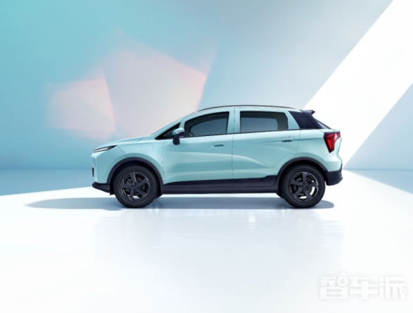 吉利几何E萤火虫：纯电小车新亮点，官图曝光展现宽敞空间与智能配置！