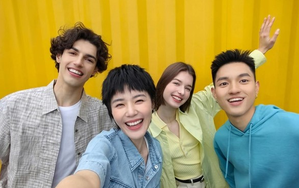 易烊千玺夏日限量礼盒与nova11 Pro成为明星手机新宠