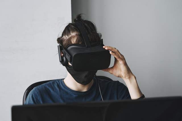 发力视觉大模型,全力冲AI的美图能靠人工智能翻盘吗?