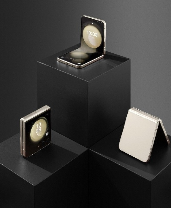 三星Galaxy Z Flip5:再度颠覆行业,折叠屏新品闪耀登场