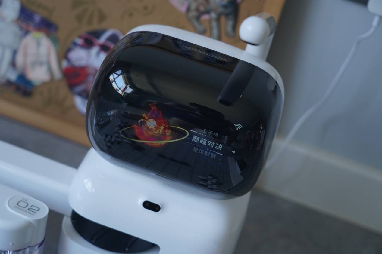 提升孩子围棋技能，体验“元萝卜SenseRobot”AI下棋机器人围棋版，成为围棋高手