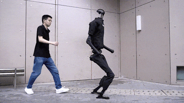 宇树发布H1通用人形机器人，M107关节电机大扭矩高爆发，Q4量产启动！