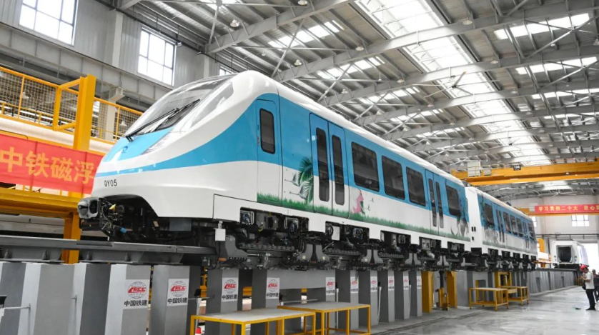 广东中低速磁浮线实现轨道贯通,创新速度达120公里