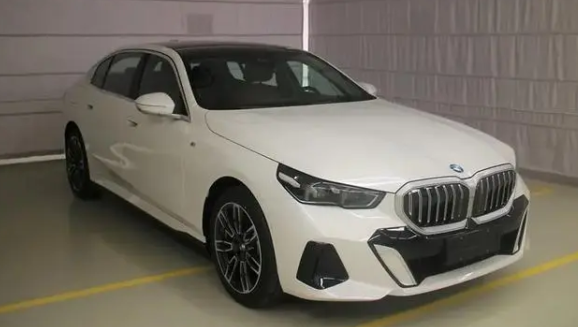 国产宝马5系再次升级换代,动力性能有望大幅提升