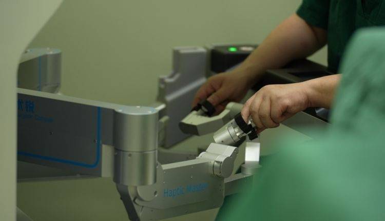 机器人竟然会“蛇形手”,不仅能治病救人,真是令人惊讶!