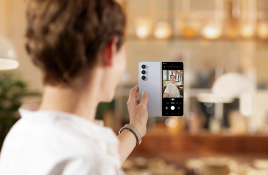 Galaxy Z Fold5：为Z世代带来创新科技与个性化体验