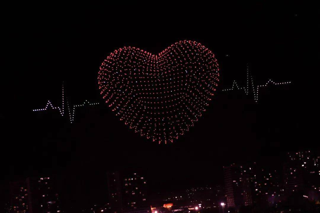 无人机创意表演勾勒网络视听发展的盛况