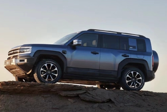 成都车展上的新能源车型亮相,智己LS6和猛士917等车型备受关注