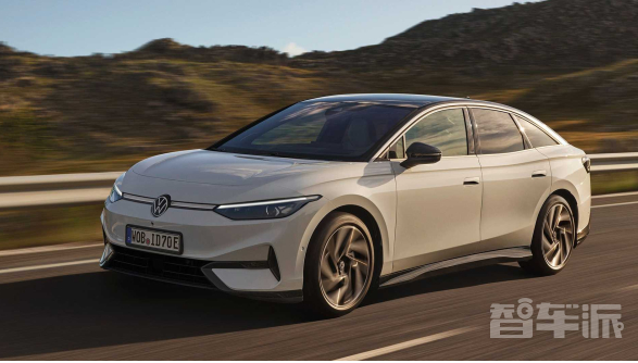 国内首发即将来临！大众ID.7纯电动轿车预计起售价25万元