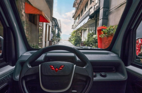 五菱推出E10城市电动货车,为快递行业带来全新选择