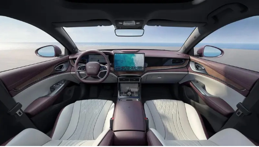 比亚迪推出海豹 DM-i超级混动中型车,8月25日成都车展预售发布