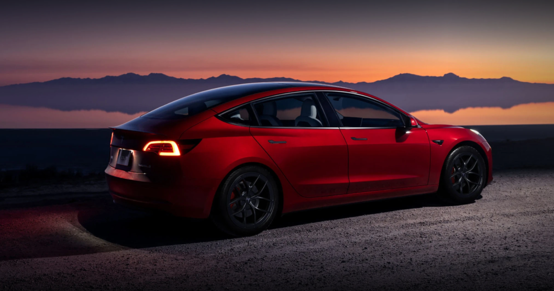 特斯拉新款 Model 3 即将上市,价格创历史新低,但代价不可忽视……