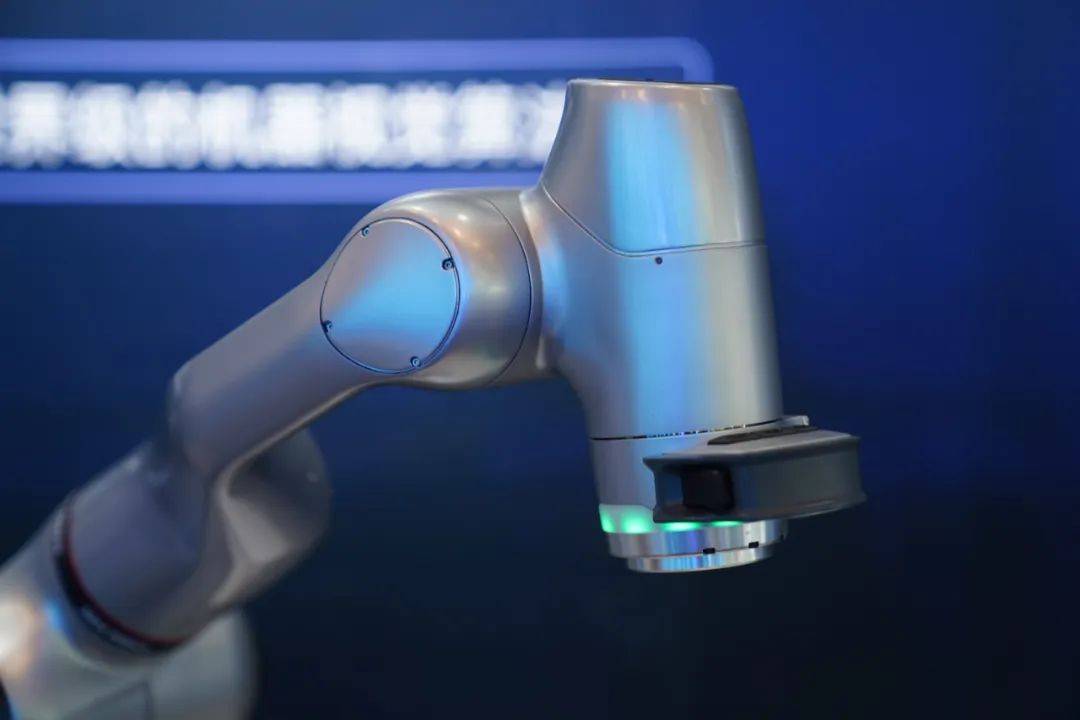 新品发布:思灵机器人推出适用于狭小空间的关节力控Diana3和Thor系列