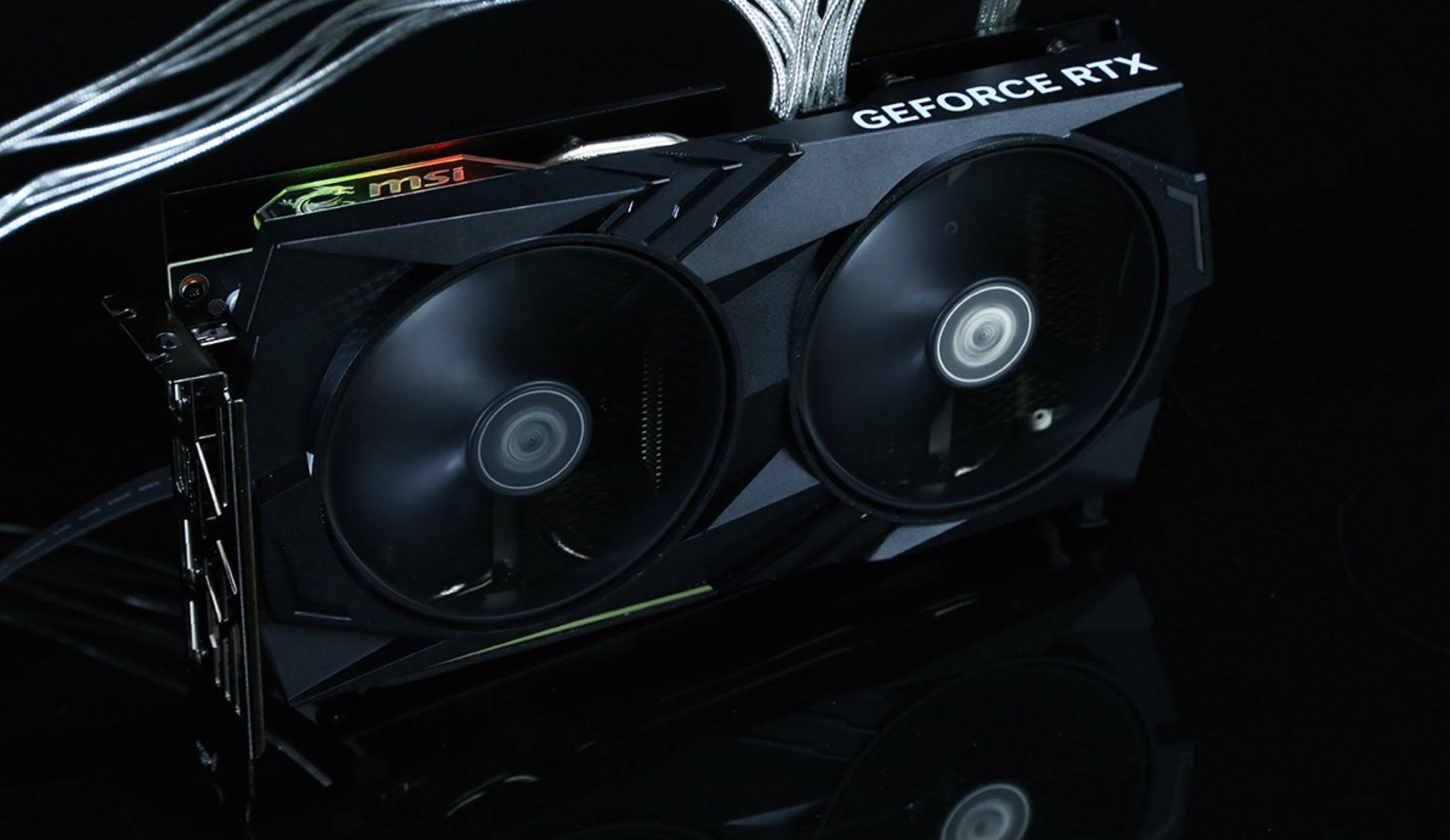 探索AI制图的新篇章！一文揭示RTX4060Ti 16G和4070Ti哪个更适合你