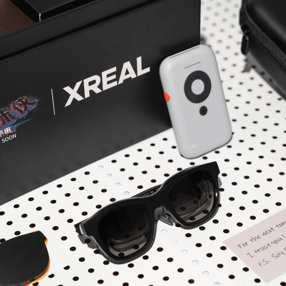 告别物理屏,办公、娱乐、社交一副眼镜全搞定,我们离全民AR时代还有多远?