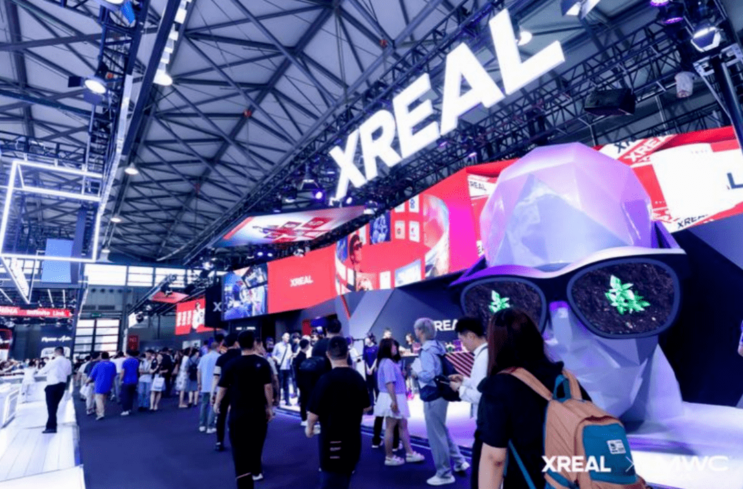 告别物理屏,办公、娱乐、社交一副眼镜全搞定,我们离全民AR时代还有多远?