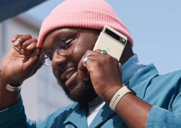 揭晓谷歌秋季发布会:Pixel 8手机系列和全新手表亮相