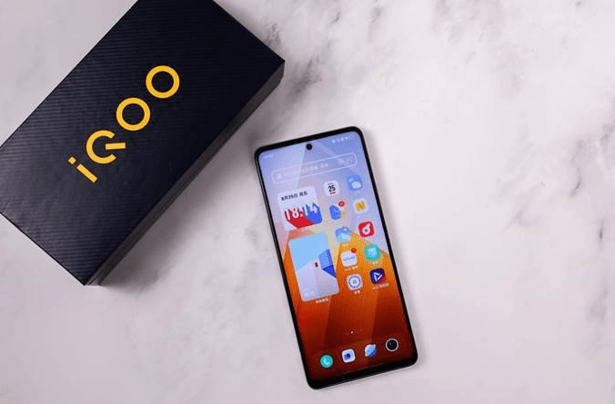 早资道 | 微博上线“明星 AI 情感伴聊”功能 ；百家云发布百问大模型