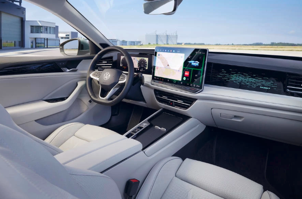 全新第九代Passat旅行车盛大亮相,庆祝帕萨特50周年!