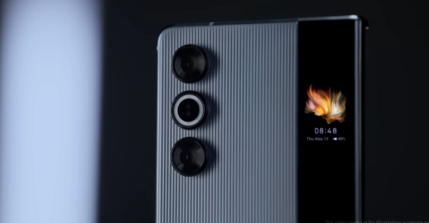 Phantom Ultimate震撼登场!传音发布支持横向扩展的卷轴屏手机