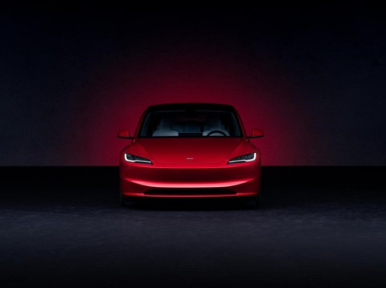 Model 3 焕新版:外观升级、续航增强 特斯拉中国预售开启