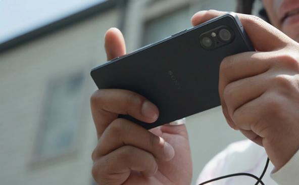 索尼推出Xperia 5 V:完美融合强大性能与紧凑尺寸