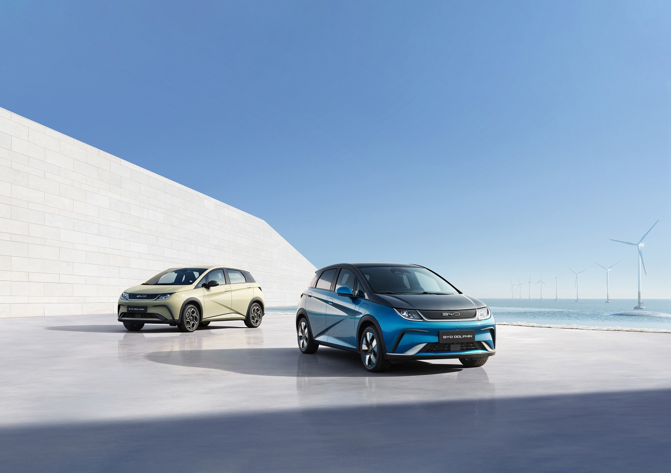 比亚迪计划在日本推出第二款电动汽车“海豚”，并计划到 2025 年底在当地开设 100 多家门店