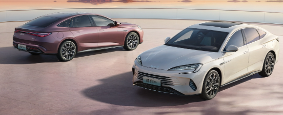 比亚迪海豹 DM-i在成都车展首次亮相,即将于9月6日正式上市!