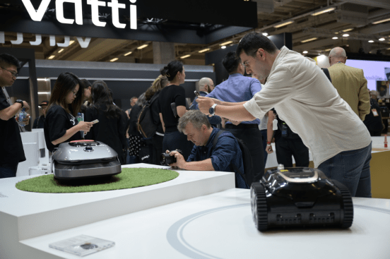 追觅科技机器人家族亮相IFA 2023!构建机器人产业体系化竞争力