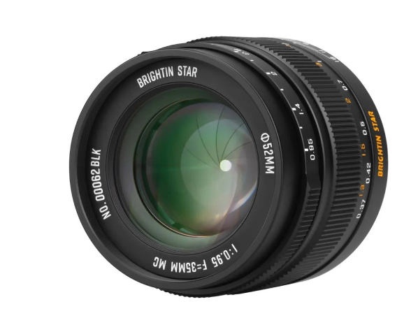 夜光利器登场！星曜光影发布35mm F0.95 APS-C镜头