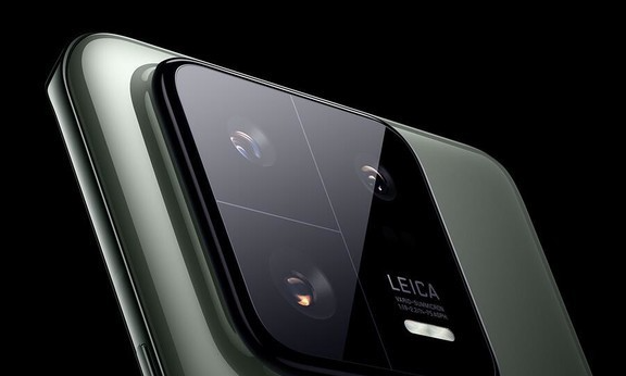 苹果秋季新品发布会倒计时,小米14系列备战钛合金手机