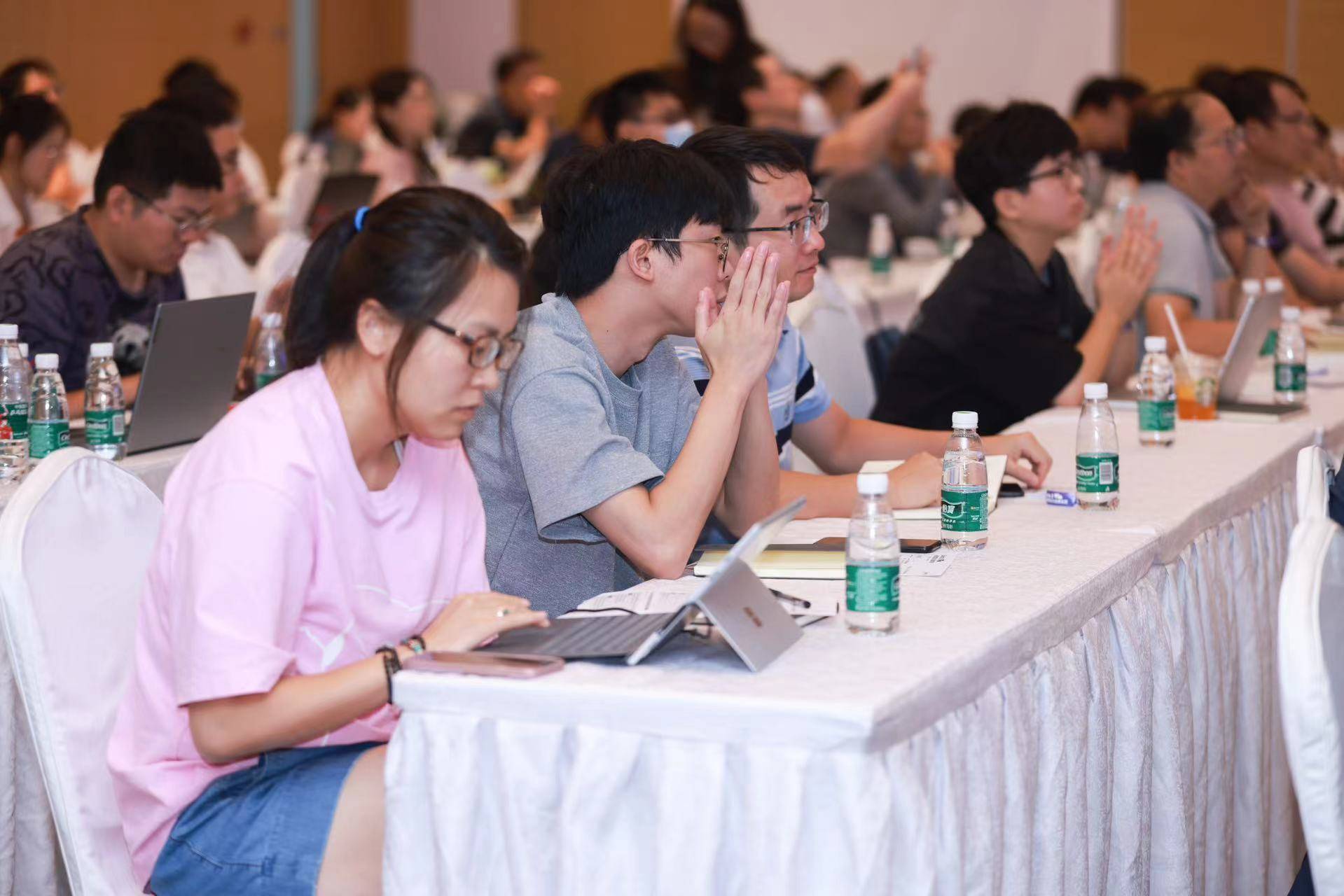 线上开售！首场机器之心 AI 技术论坛圆满收官，这些大模型技术干货值得反复观看