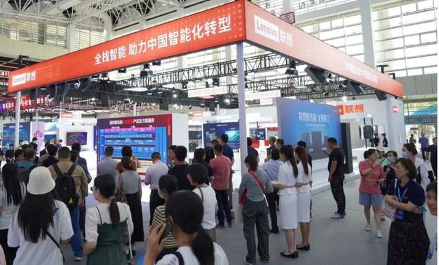 全栈智能：破解AI落地“最后一公里”难题