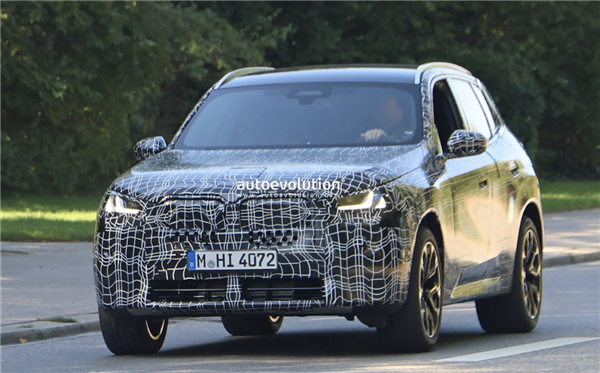 新一代宝马X3曝光!路试谍照揭秘外观设计