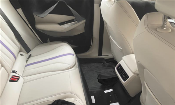 全新吉利星越：豪华现代内饰设计焕然一新